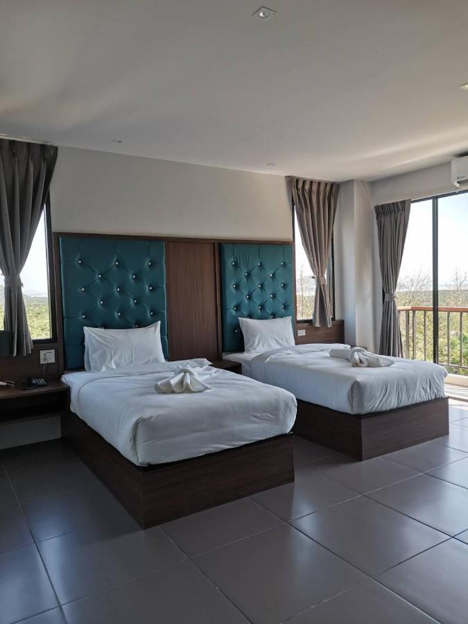Yamin Seaview Hotel Phuket Exterior foto
